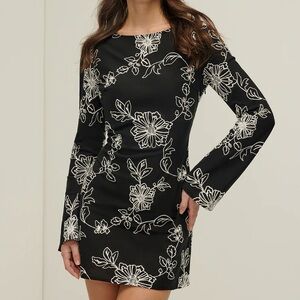 Commense Black White Floral Embroidered Cotton Mini Dress M NWT Flare Sleeves